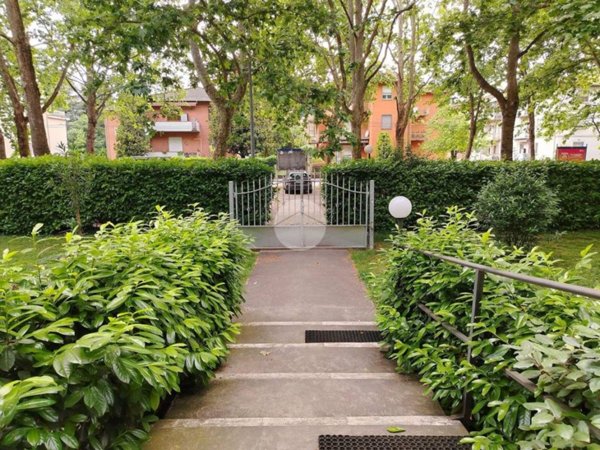 appartamento in vendita a Parma in zona Cittadella