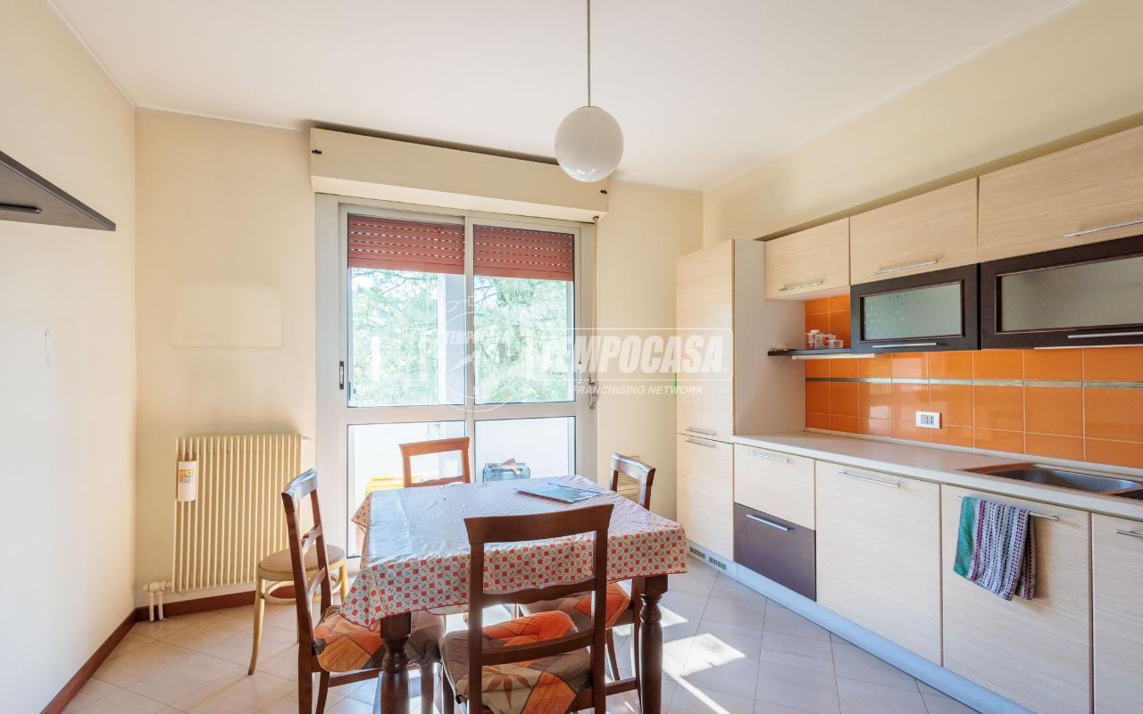 appartamento in vendita a Parma in zona Cittadella