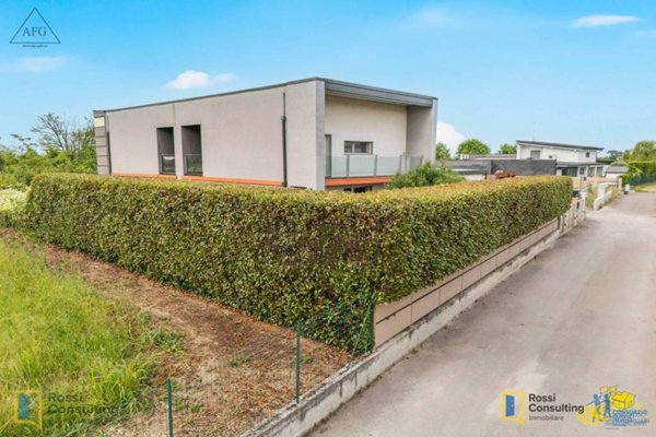 casa indipendente in vendita a Parma in zona Botteghino