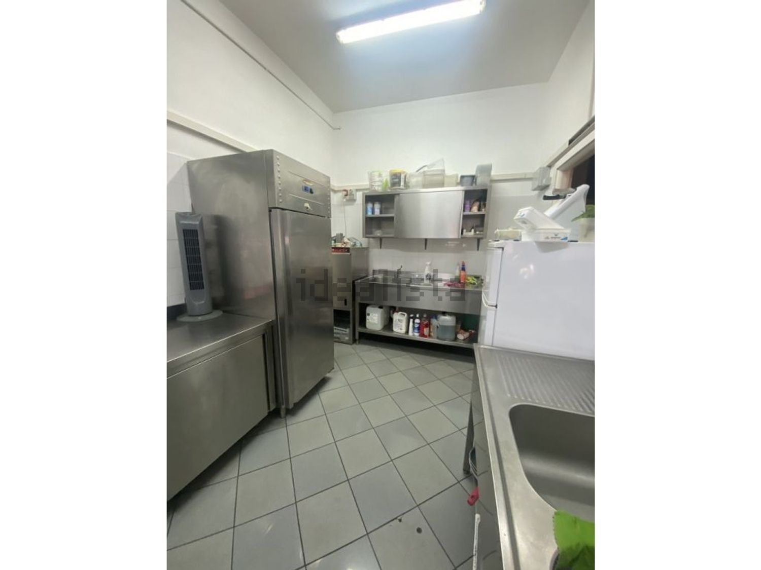 negozio in vendita a Parma in zona Pablo