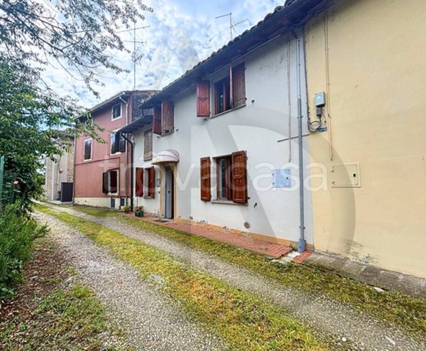 casa indipendente in vendita a Parma in zona Vigatto