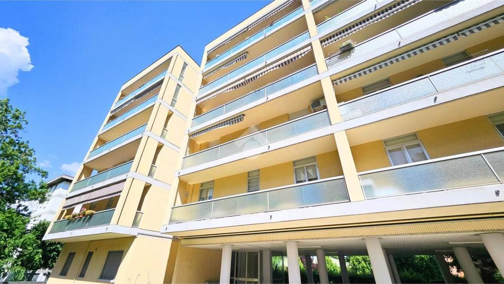 appartamento in vendita a Parma in zona San Lazzaro