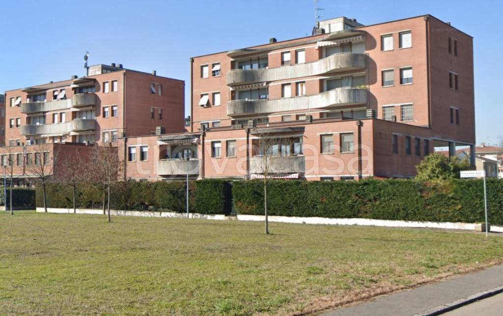 locale di sgombero in vendita a Parma in zona San Pancrazio