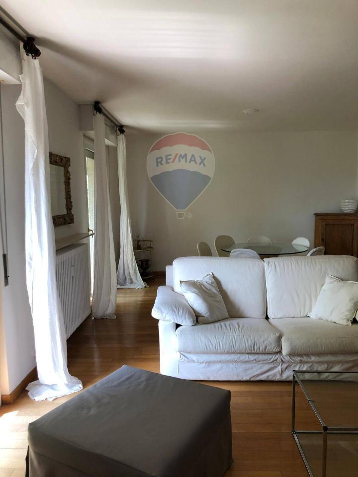 appartamento in vendita a Parma in zona Cittadella