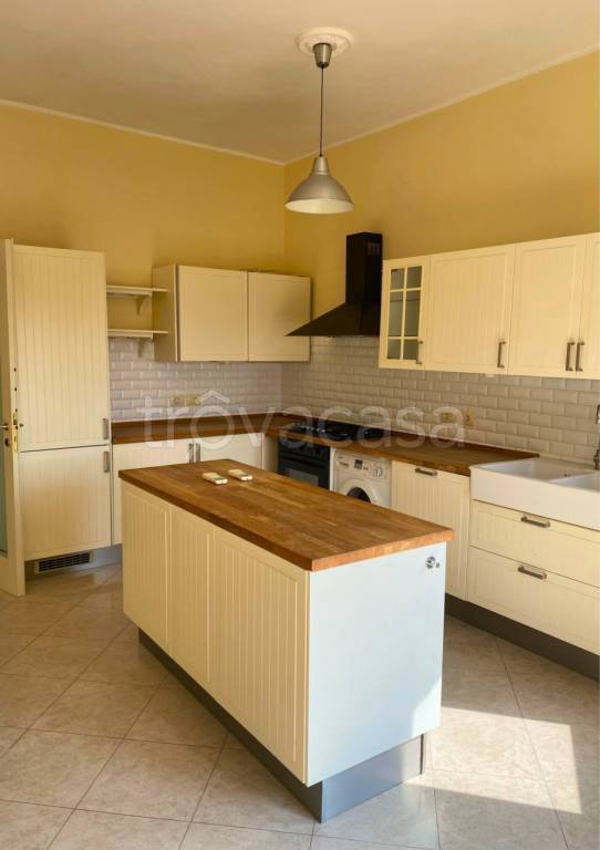 appartamento in vendita a Parma in zona Centro Storico