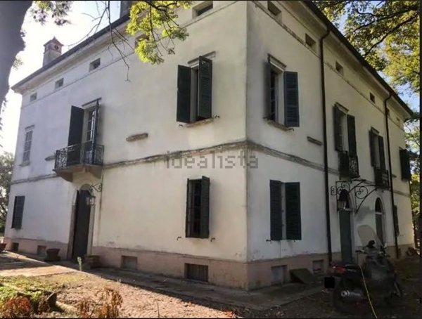 casa indipendente in vendita a Parma