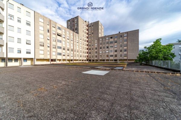 appartamento in vendita a Parma in zona San Martino / Paradigna