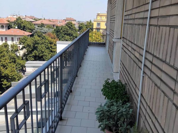 appartamento in vendita a Parma in zona Centro Storico