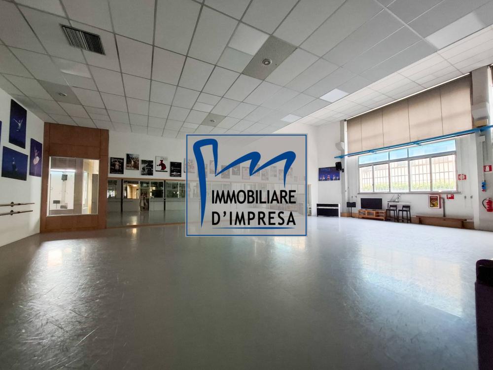 locale di sgombero in vendita a Parma in zona Centro Storico