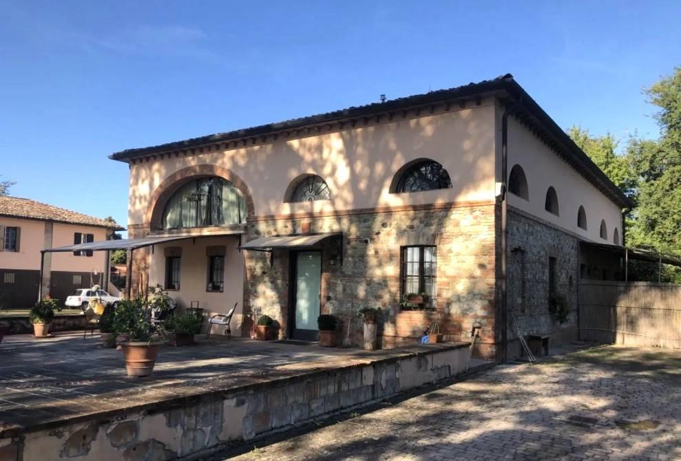 casa indipendente in vendita a Parma in zona Vicofertile
