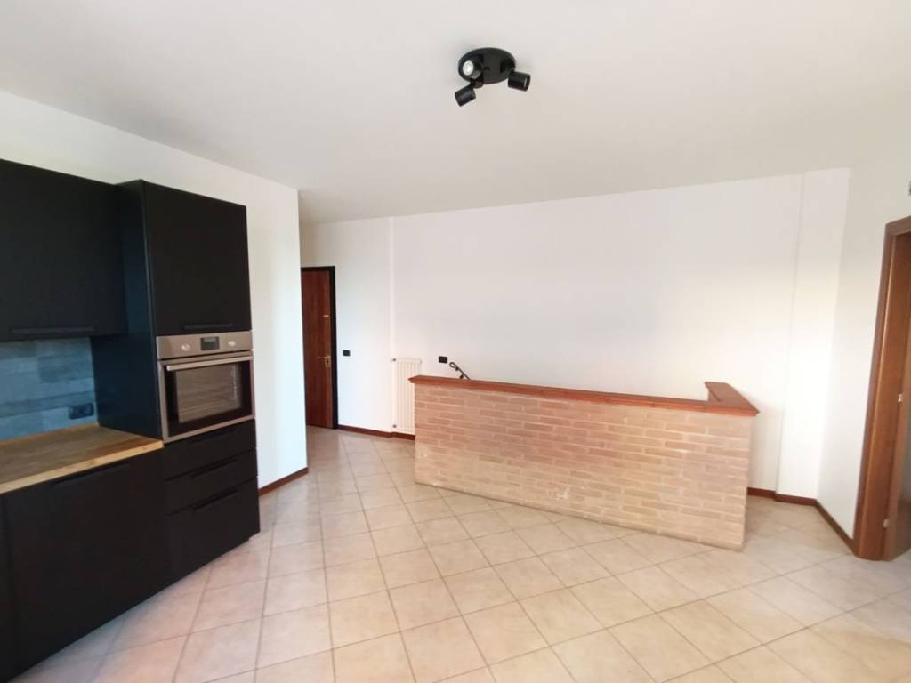 appartamento in vendita a Parma in zona Carignano