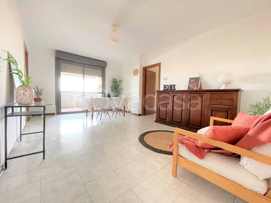 appartamento in vendita a Parma in zona Montanara