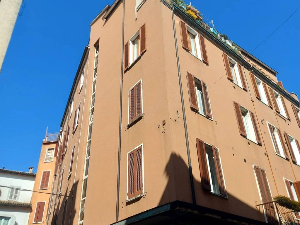 appartamento in vendita a Parma in zona Centro Storico