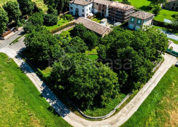 casa indipendente in vendita a Parma in zona Mariano