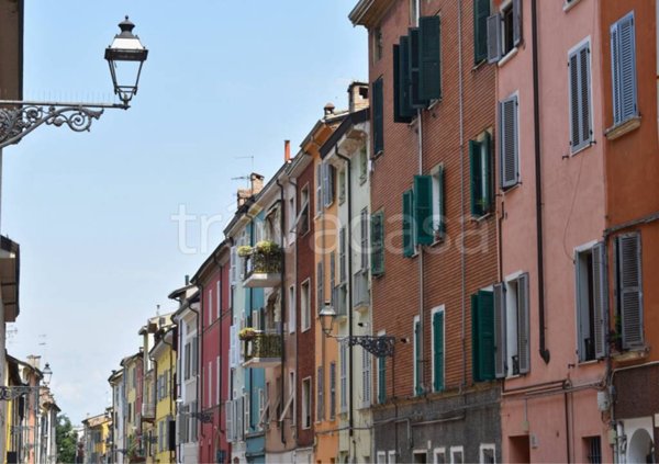 appartamento in vendita a Parma in zona Centro Storico