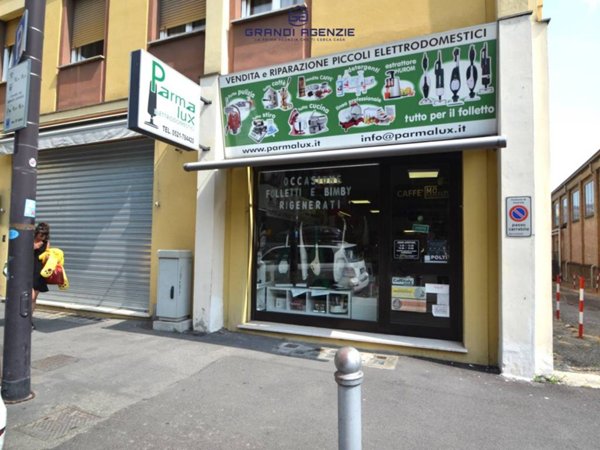negozio in vendita a Parma in zona San Leonardo