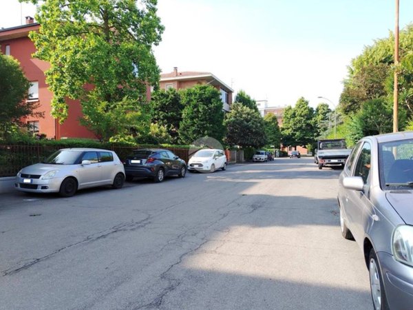 appartamento in vendita a Parma in zona San Lazzaro