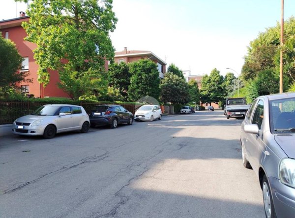 appartamento in vendita a Parma in zona San Lazzaro