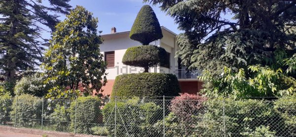 casa indipendente in vendita a Parma