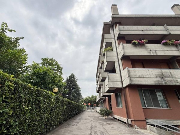 appartamento in vendita a Parma in zona San Lazzaro