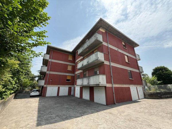 appartamento in vendita a Parma in zona Botteghino