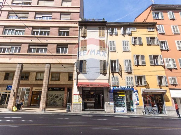 negozio in vendita a Parma