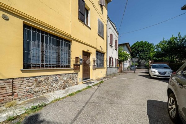 appartamento in vendita a Parma in zona Vicofertile