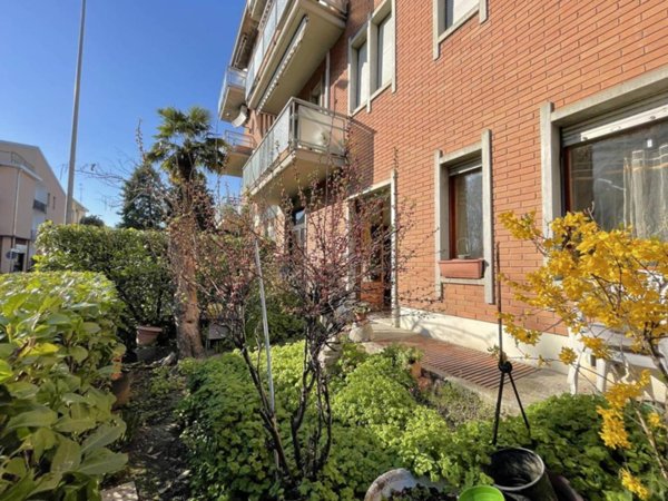 appartamento in vendita a Parma in zona San Lazzaro