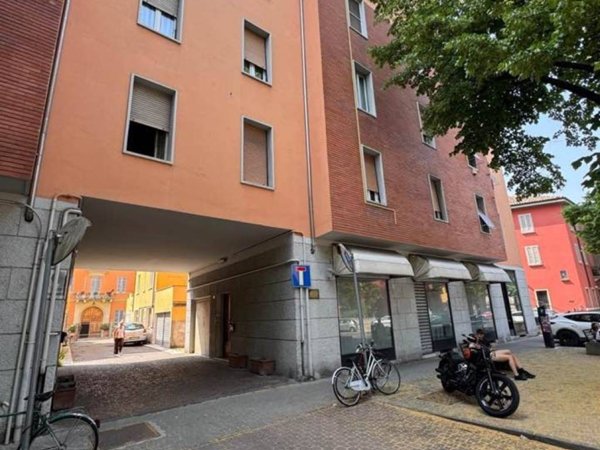 appartamento in vendita a Parma in zona Centro Storico