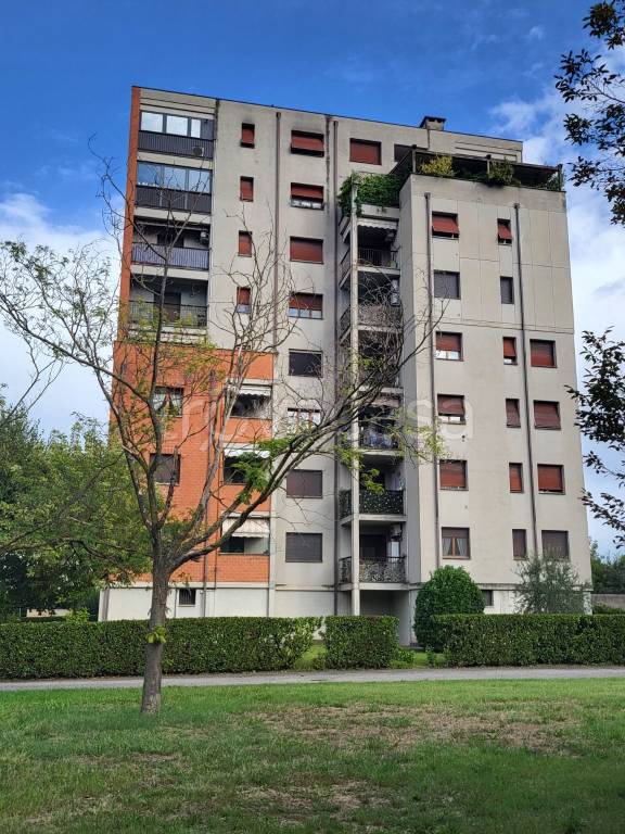 appartamento in vendita a Parma in zona San Lazzaro