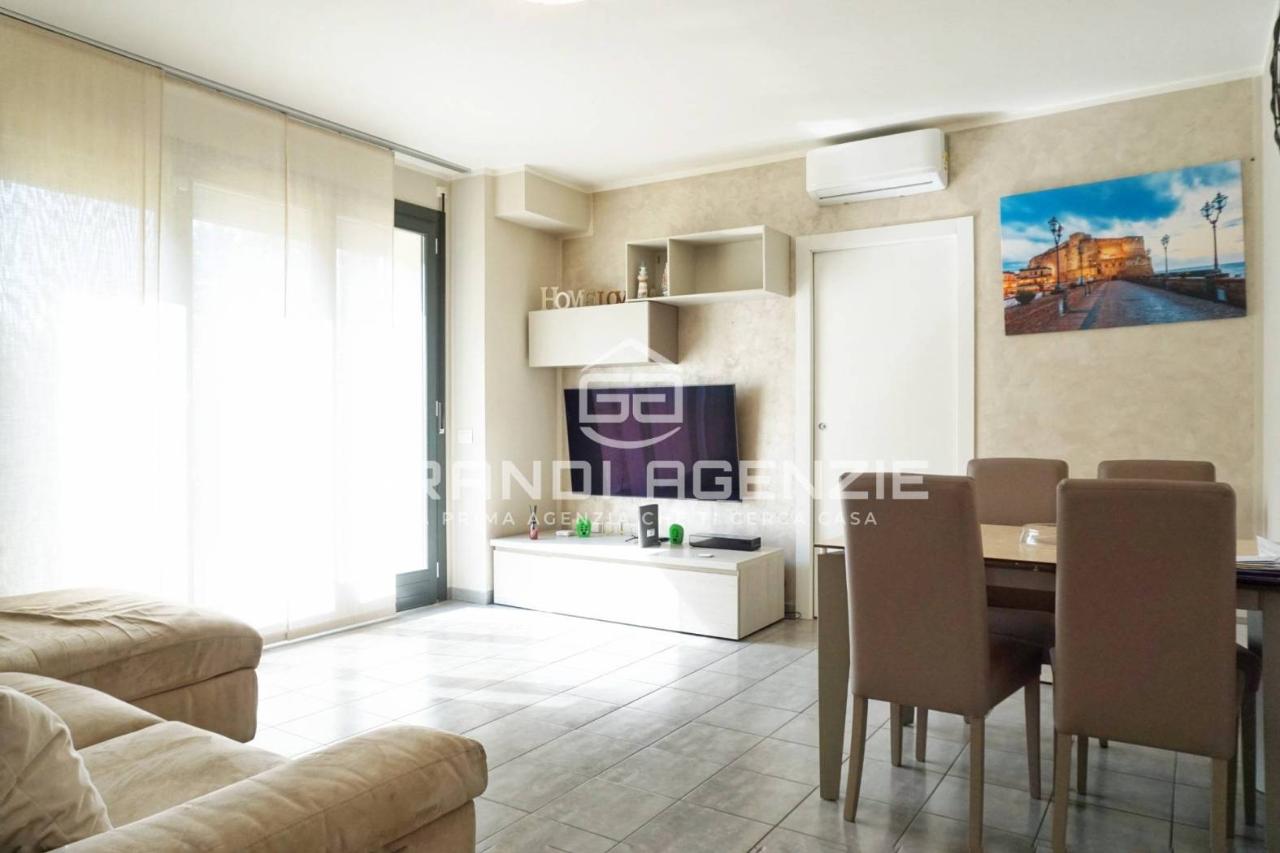 appartamento in vendita a Parma in zona Cittadella