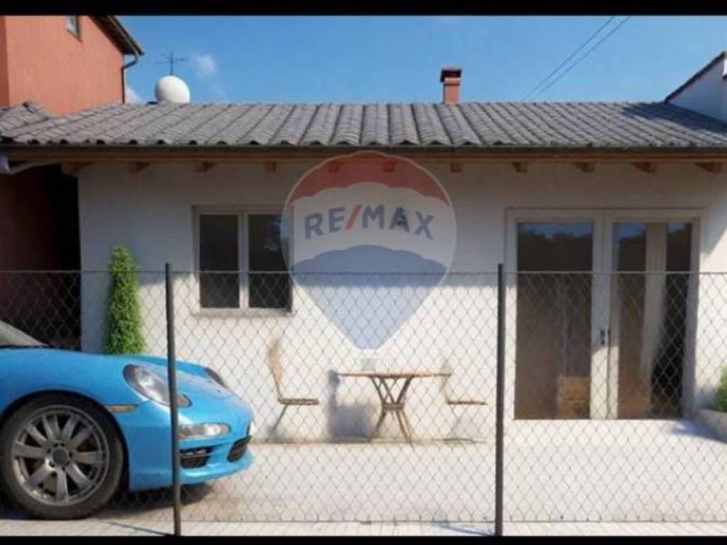 casa indipendente in vendita a Parma in zona Gaione