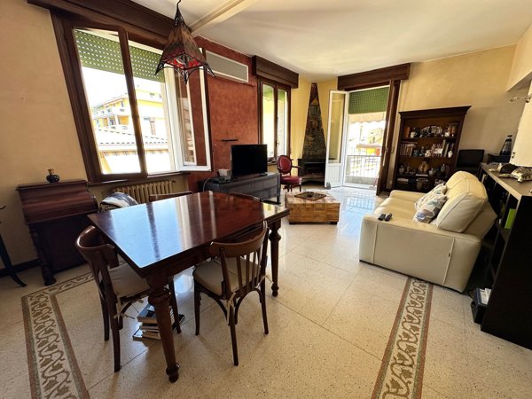 appartamento in vendita a Parma in zona Oltretorrente