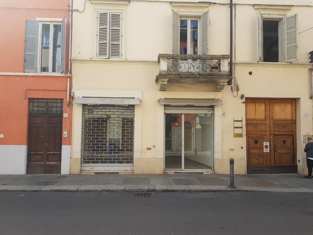 negozio in vendita a Parma