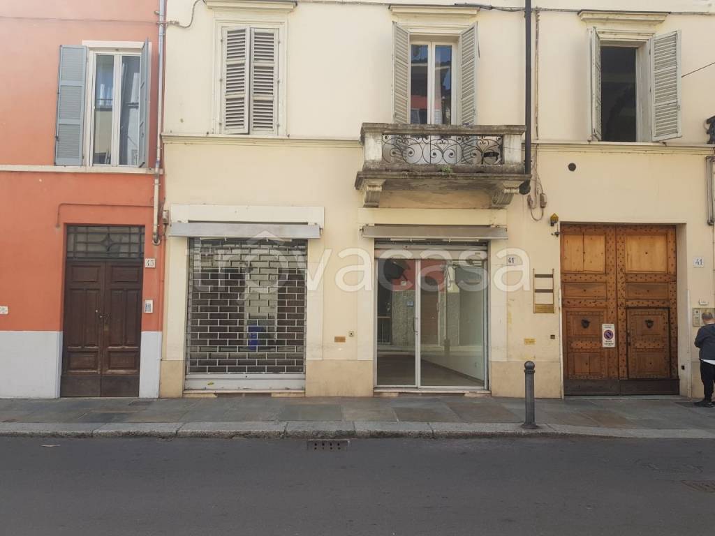 trivano in vendita a Parma in zona Oltretorrente