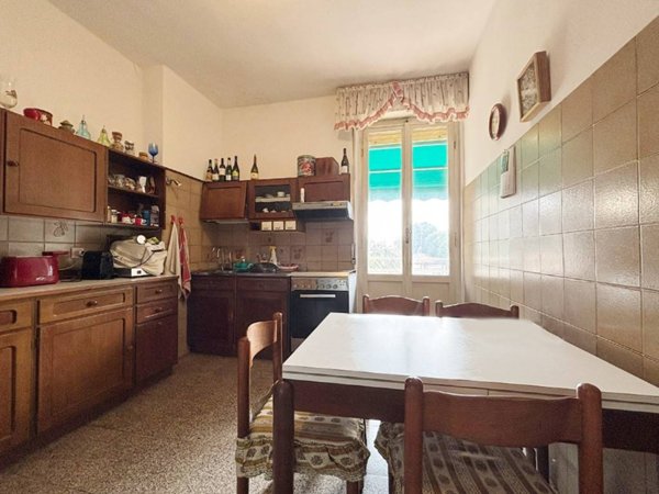appartamento in vendita a Parma in zona Cittadella