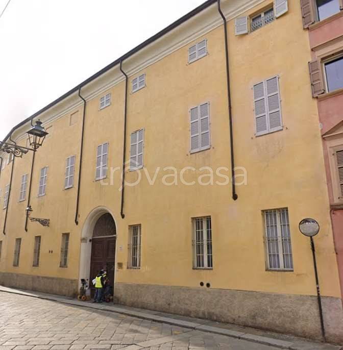 appartamento in vendita a Parma in zona Centro Storico