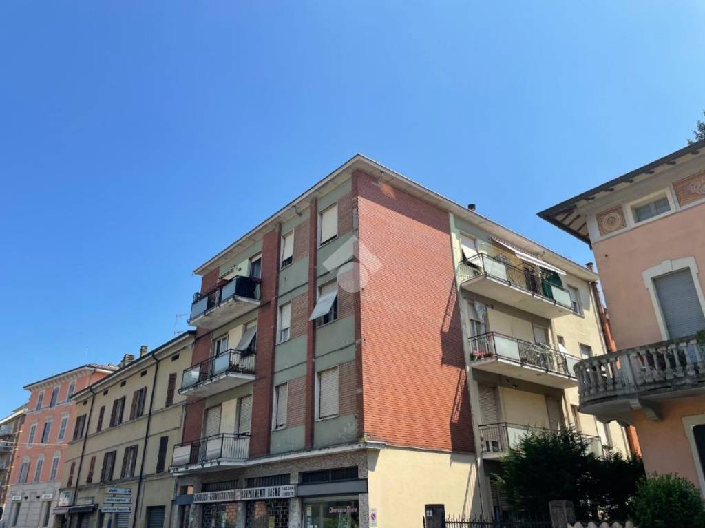 appartamento in vendita a Parma in zona San Leonardo
