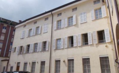 appartamento in vendita a Parma in zona Centro Storico