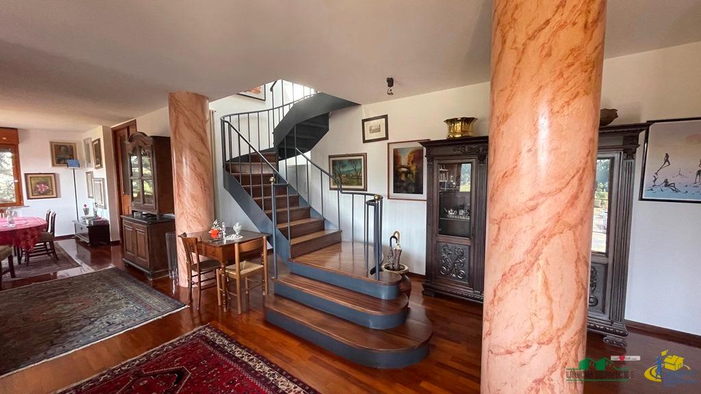 appartamento in vendita a Parma in zona Molinetto