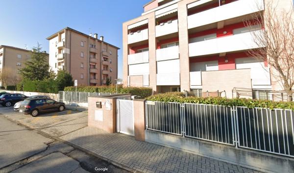 negozio in vendita a Parma in zona San Leonardo