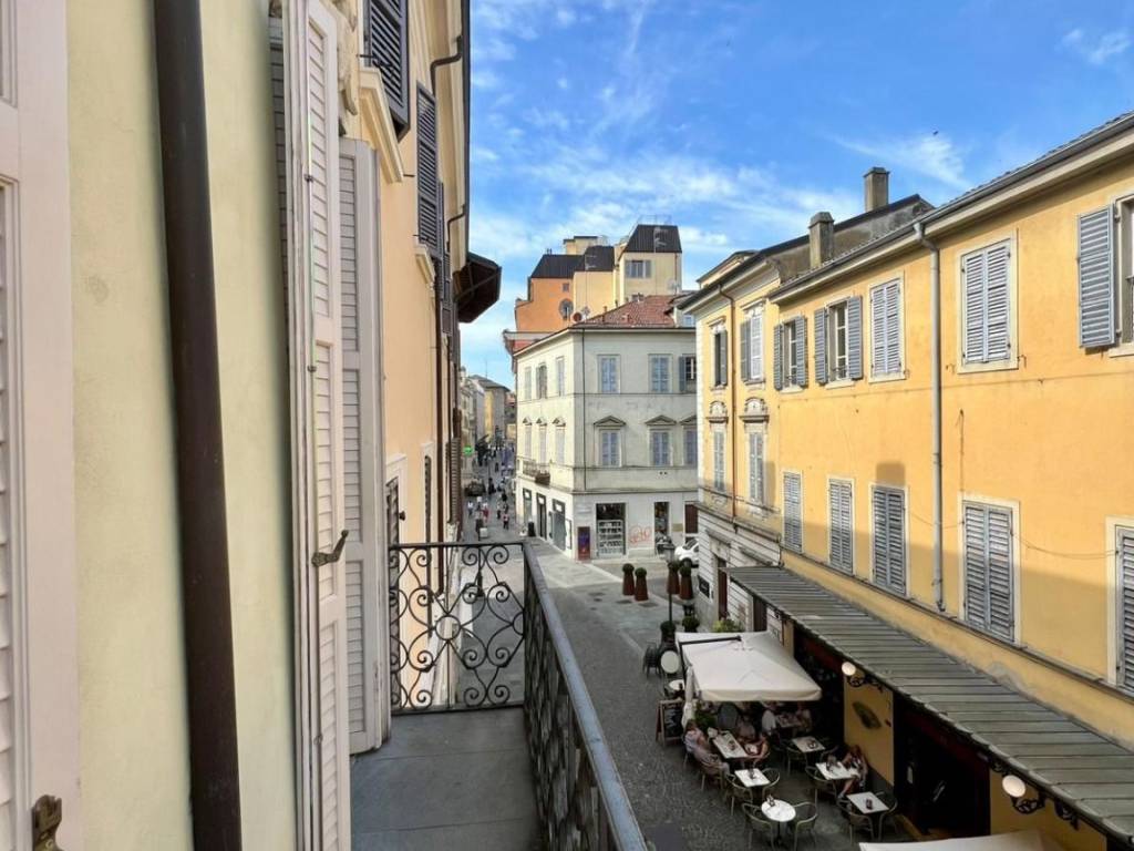 appartamento in vendita a Parma in zona Centro Storico