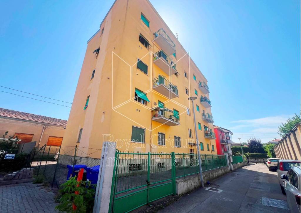 appartamento in vendita a Parma in zona Pablo