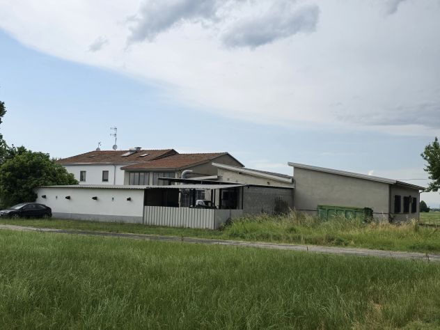 terreno edificabile in vendita a Parma in zona Quartiere Spip