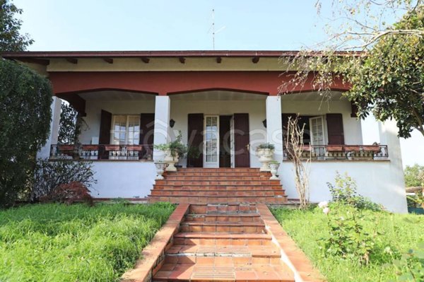 casa indipendente in vendita a Parma in zona Vigatto