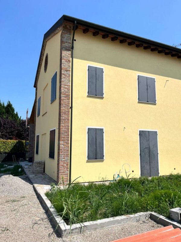 appartamento in vendita a Parma in zona San Martino / Paradigna