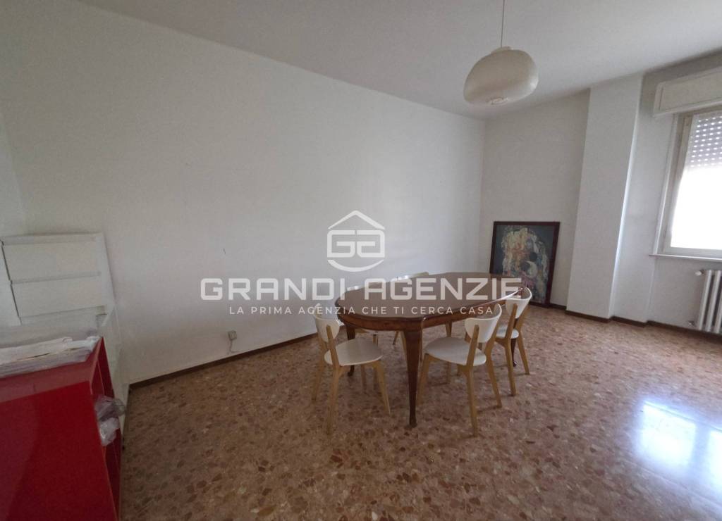 appartamento in vendita a Parma in zona Montanara