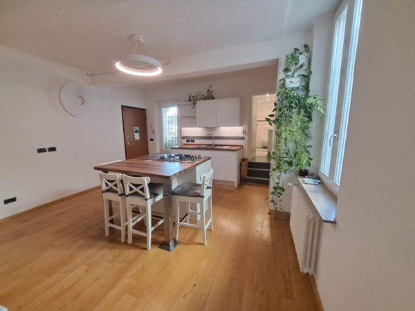 appartamento in vendita a Parma in zona Oltretorrente