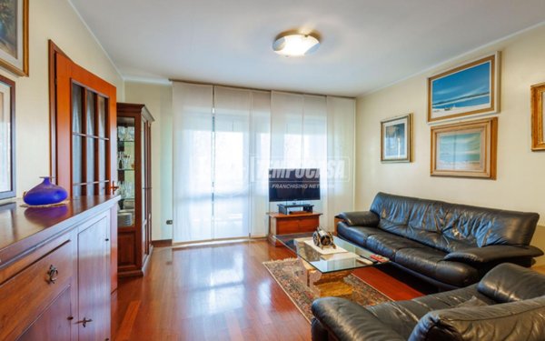 appartamento in vendita a Parma in zona Cittadella