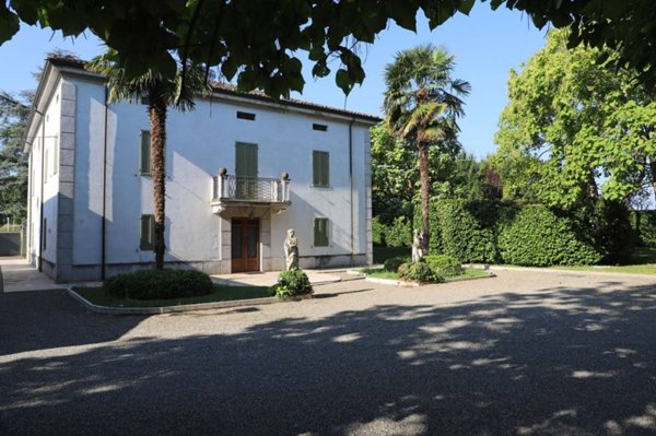 casa indipendente in vendita a Parma in zona Baganzola